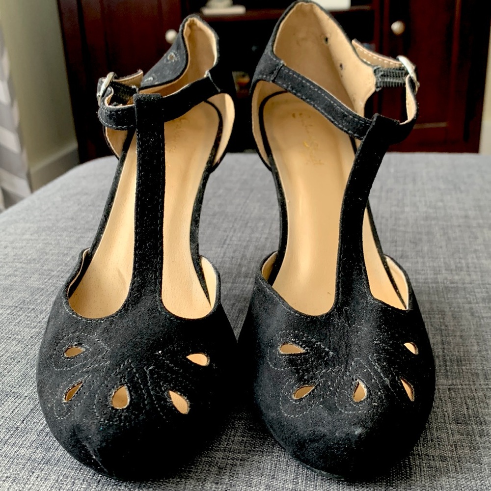 ModCloth t-strap heels